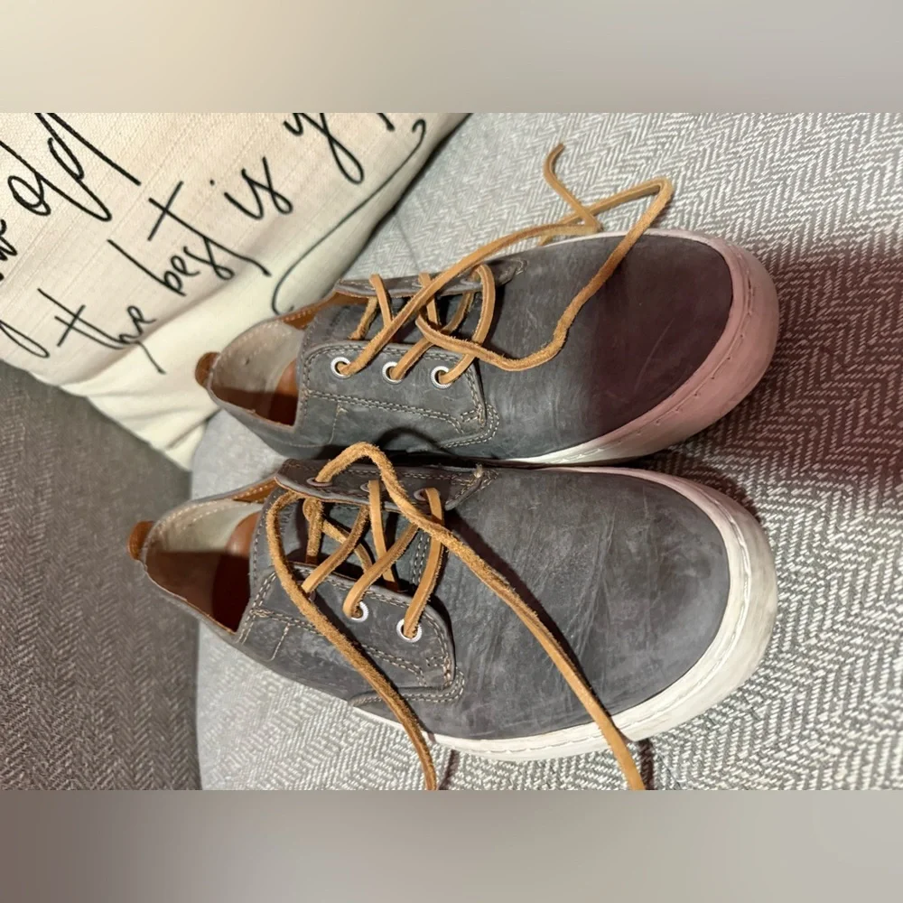 Frye Men’s Size 9 Norfolk Deck Boat Sneakers Shoes